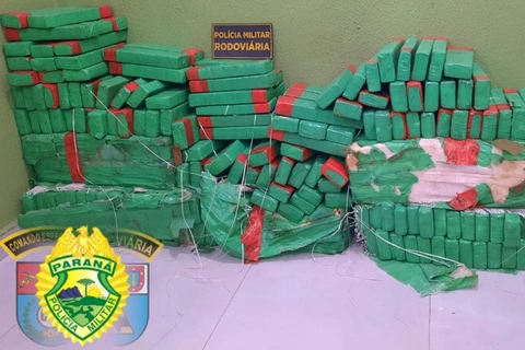 Polícia Militar apreende 190 quilos de maconha em operação na PR-323, no Norte