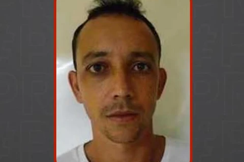 PCPR divulga a foto de foragido por feminicídio e tentativa de homicídio em Castro