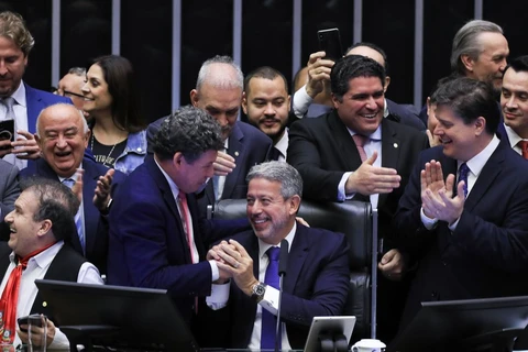 Entenda a reforma tributária aprovada pela Câmara