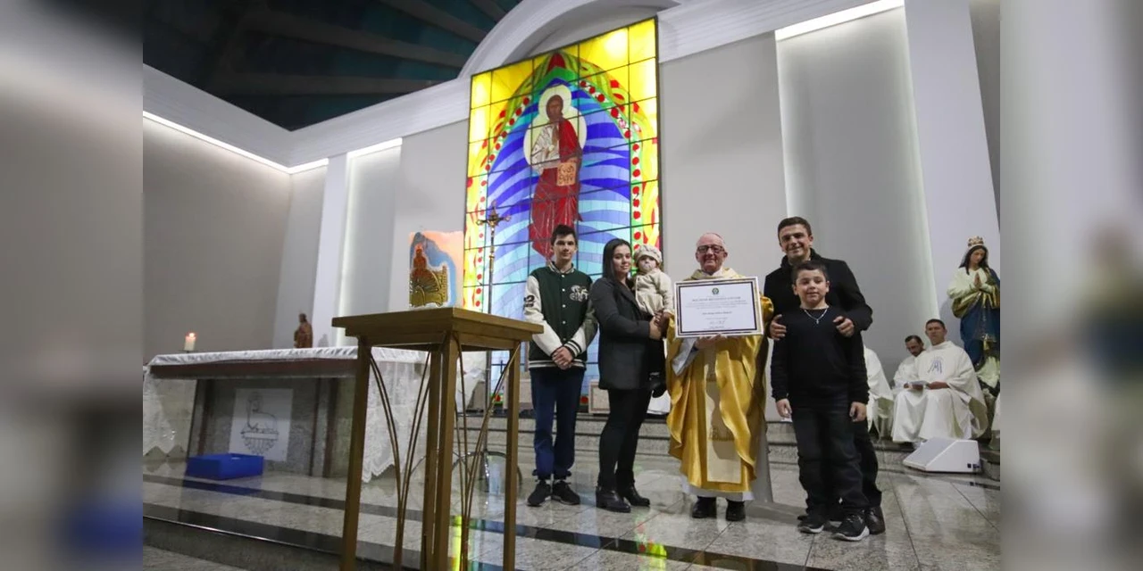 Bispo Dom Sérgio recebe homenagem da Câmara Federal