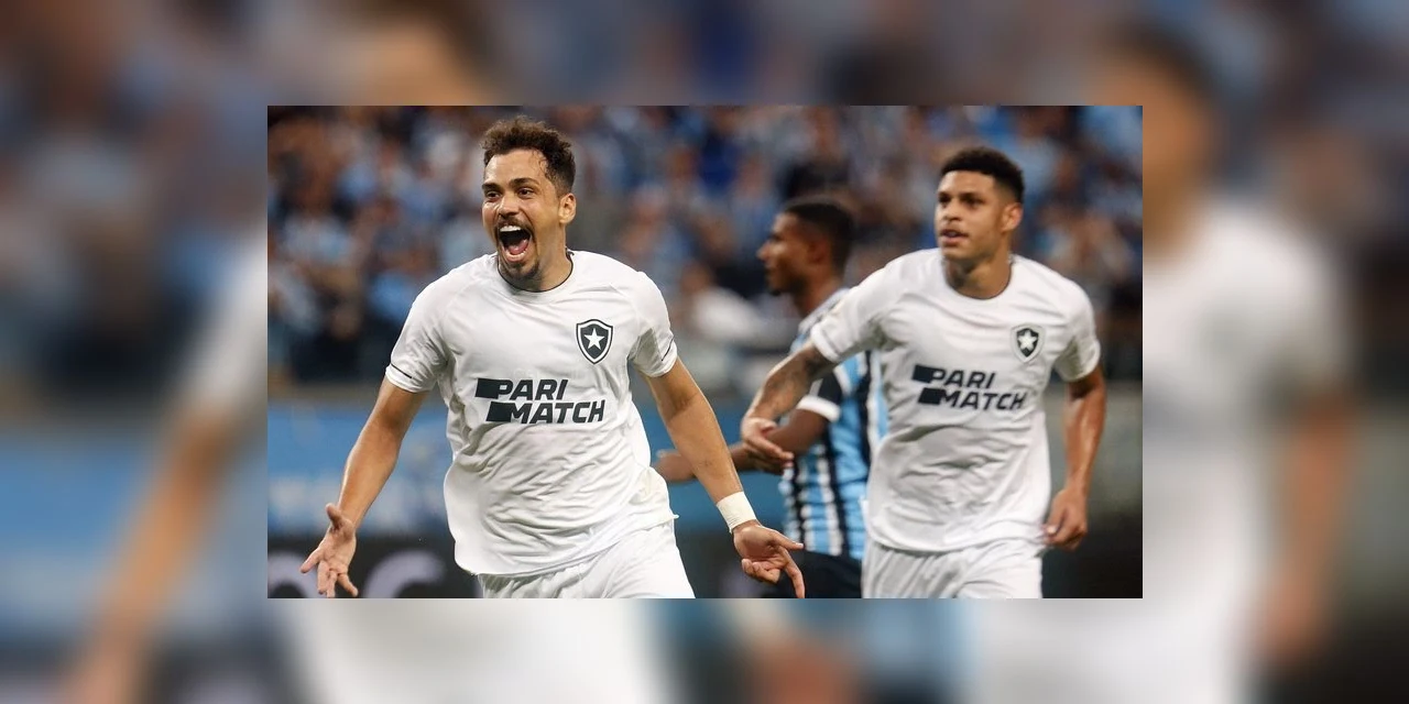 Botafogo vence Grêmio dentro da Arena e abre dez pontos de vantagem na liderança