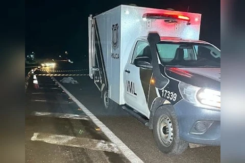 Homem que andava em rodovia morre atropelado na BR-376, em Palmeira