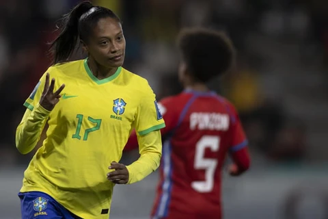 Seleção Brasileira estreia na Copa com vitória por 4 a 0 diante do Panamá