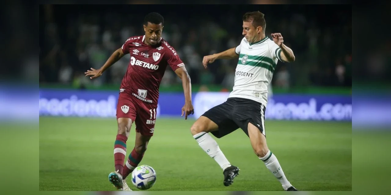 Coritiba vence o Fluminense no Couto Pereira e fica perto de sair da zona do rebaixamento