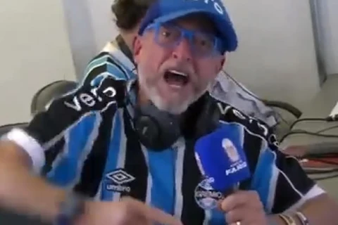 Farid vai a loucura com a derrota do Grêmio para o Flamengo; assista!