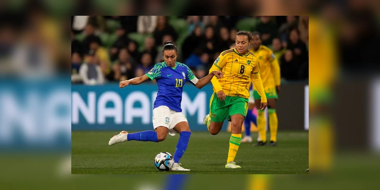 Brasil fica no 0 a 0 contra Jamaica e dá adeus à Copa