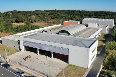 Governo inaugura última escola paralisada pela Operação Quadro Negro, em Campo Largo