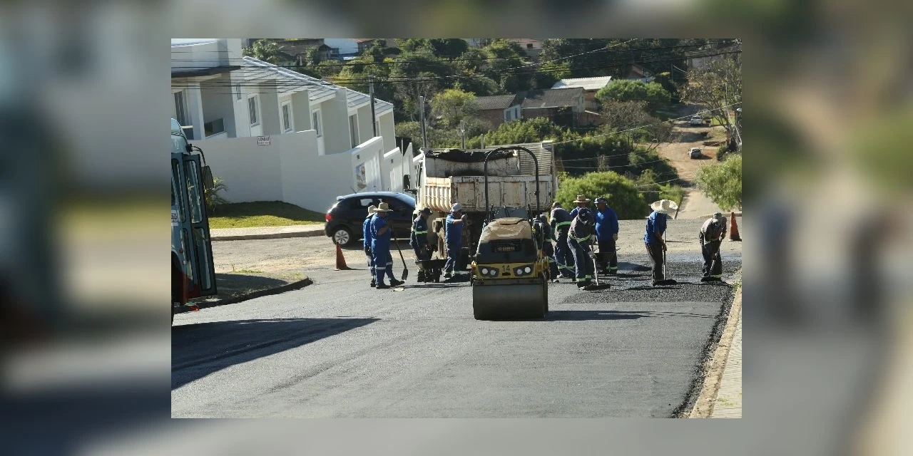 Prefeitura realiza manutenção em oito ruas no Jardim Europa