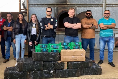 Polícia Civil de Palmeira realiza incineração de drogas