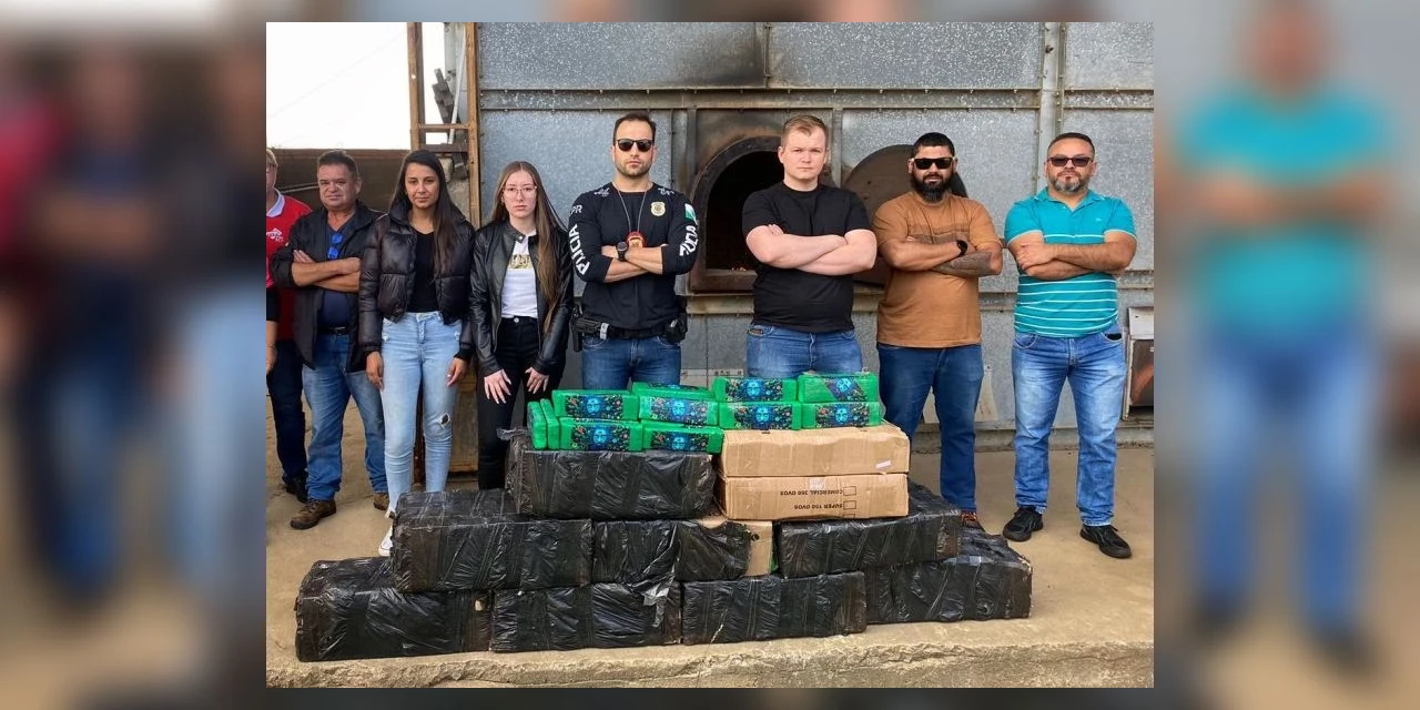 Polícia Civil de Palmeira realiza incineração de drogas