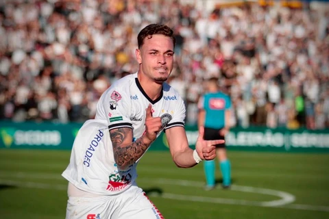 Operário vence São Bernardo e dorme na liderança da Série C