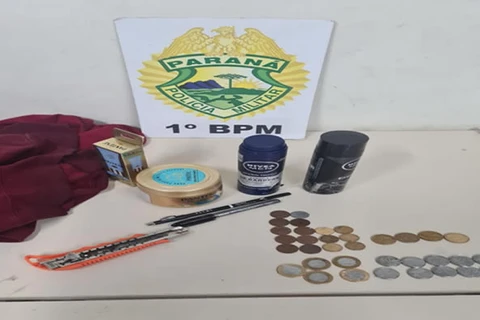 Mulheres são presas por furto em farmácia na Ronda, em PG