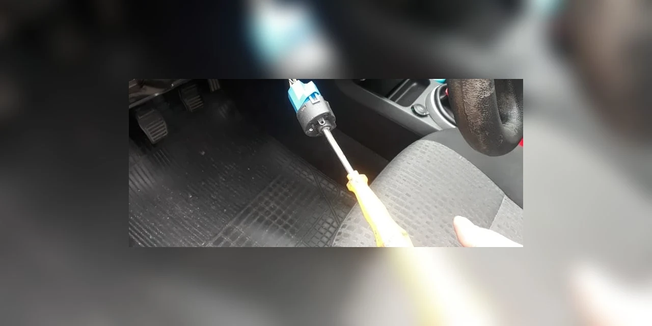 PG: Individuo é preso após ser flagrado tentando dar partida em veículo com chave de fenda