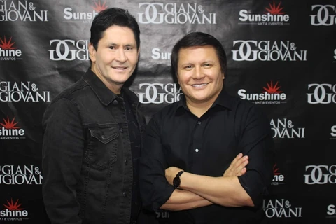 Gian e Giovani se apresentam nesta terça (15) no Parque Ambiental