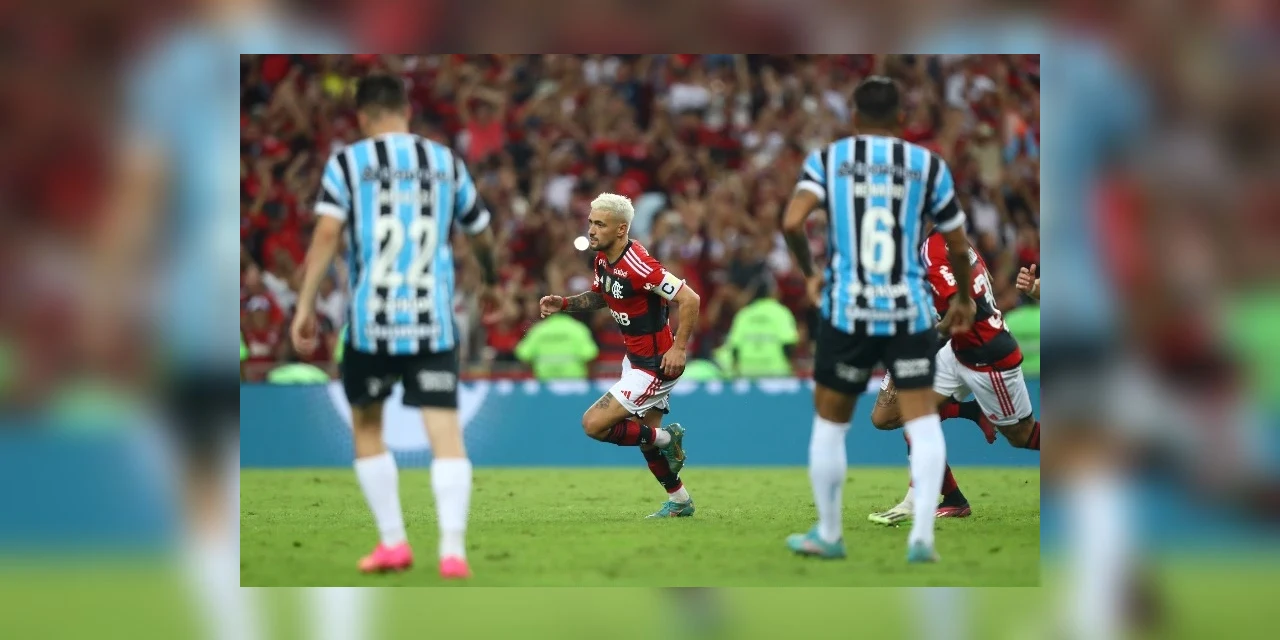 Flamengo vence Grêmio no Maraca e avança para final da Copa do Brasil