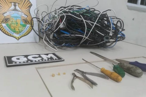 Suspeito de furto é detido com drogas em bairro de PG