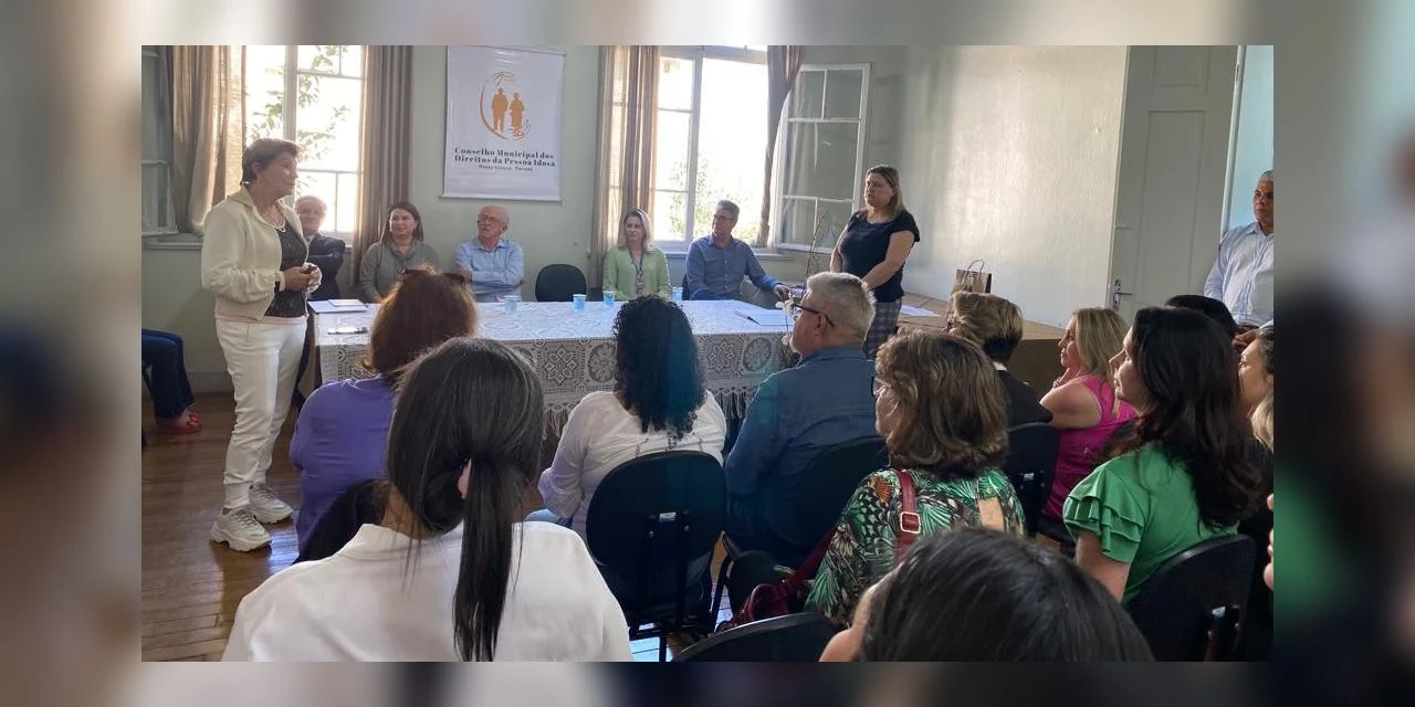 Representantes tomam posse no Conselho Municipal dos Direitos da Pessoa Idosa