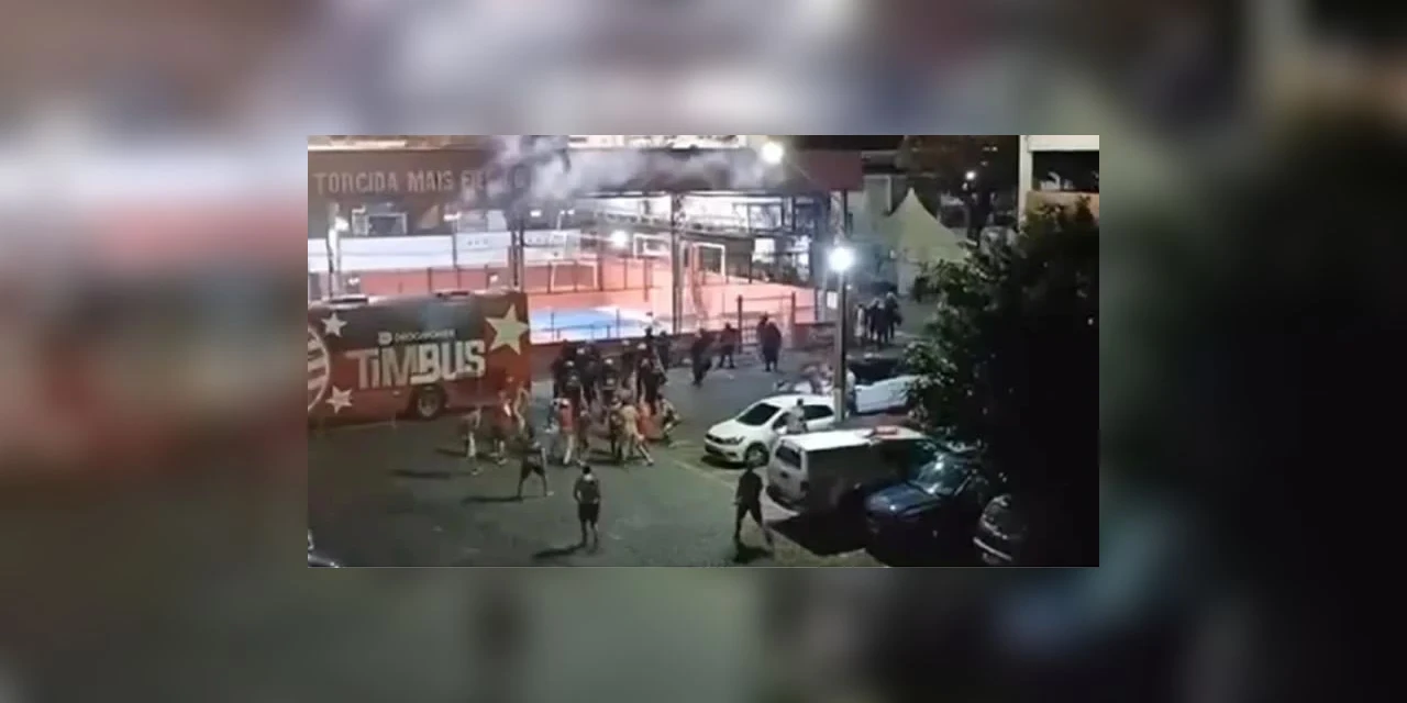 Sede do Náutico vira palco de cenas de violência após eliminação na Série C