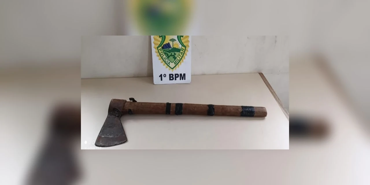 Homem é preso suspeito de agredir a irmã com um machado, em PG
