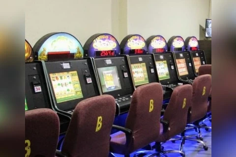 Operação apreende 8 máquinas de bingo eletrônico em casa de jogos de azar em PG