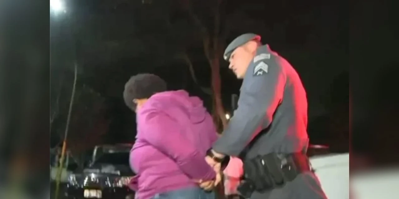 Mulher é presa suspeita de matar filha, esquartejá-la e esconder corpo de criança em geladeira