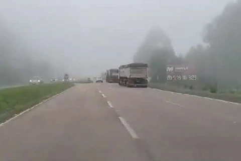 VIDEO: PRF alerta motoristas sobre forte neblina na BR-277 entre PG a Curitiba