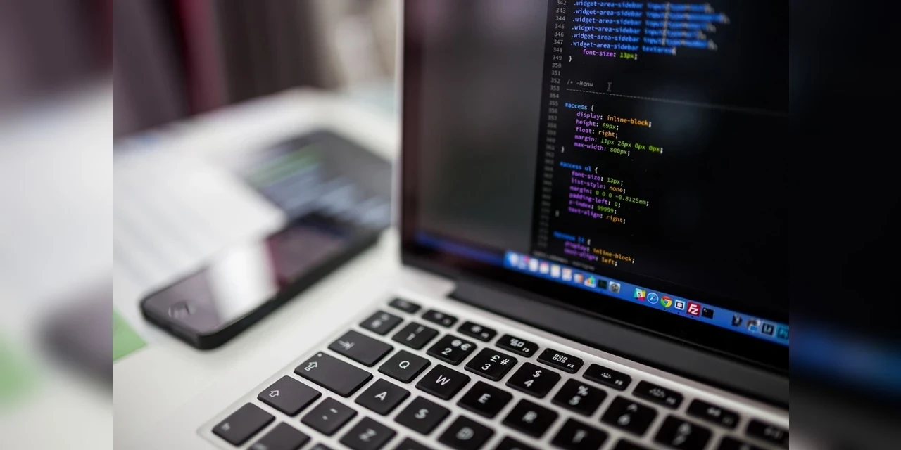 PCPR, PCMG e PF prendem homem por armazenar pornografia infantojuvenil no PR