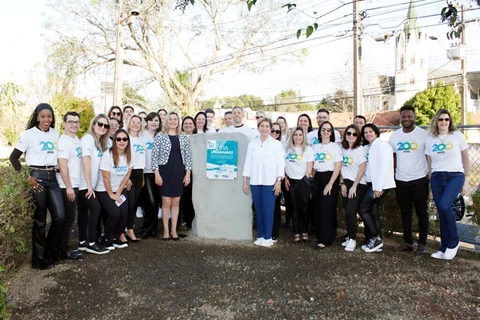 Prefeita Elizabeth lança pedra fundamental da UPA Uvaranas