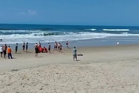 Dois homens morrem afogados no litoral do Paraná