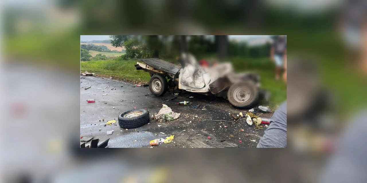 Grave acidente deixa três mortos em Reserva