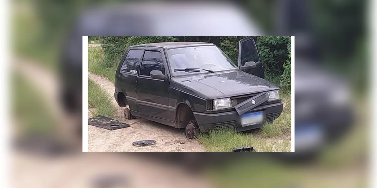 Veiculo furtado é encontrado depenado em bairro de PG
