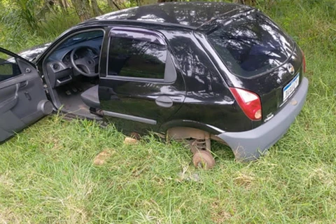 Veiculo furtado é recuperado pela PM em bairro de PG