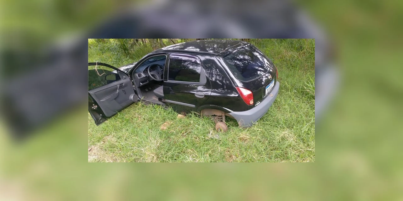 Veiculo furtado é recuperado pela PM em bairro de PG