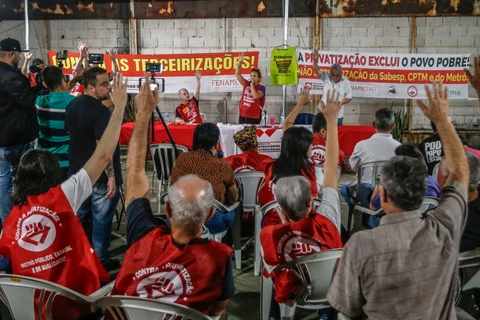 Metroviários encerram greve em São Paulo
