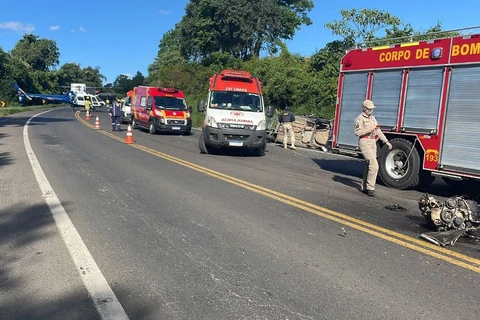 Mulher morre após colisão entre veículos na BR-277, em Irati