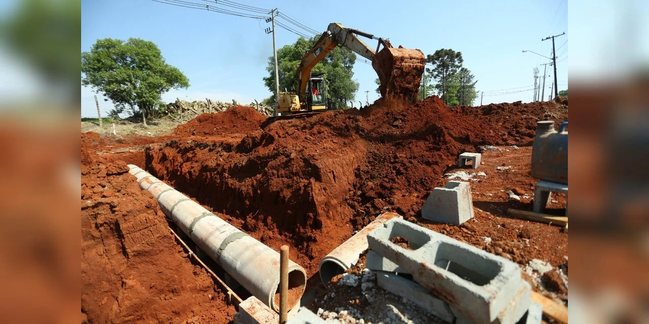 Prefeitura segue com obras de pavimentação do Distrito Industrial