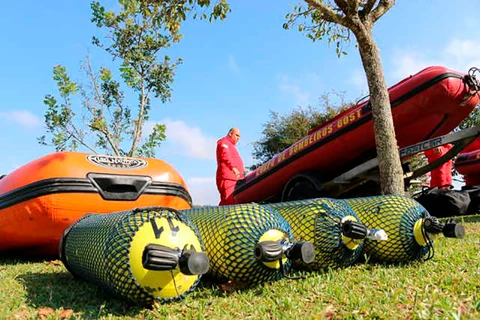 Bombeiros do Paraná vão auxiliar na busca por desaparecido em acidente com balsa no Rio Uruguai