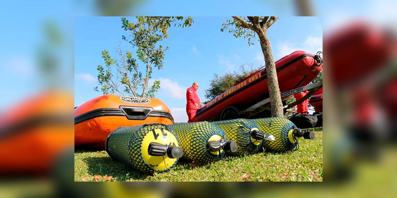 Bombeiros do Paraná vão auxiliar na busca por desaparecido em acidente com balsa no Rio Uruguai