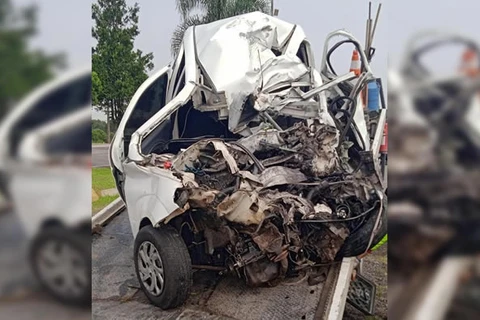 Colisão frontal deixa uma vitima fatal e causa interdição total da BR-277, em Porto Amazonas