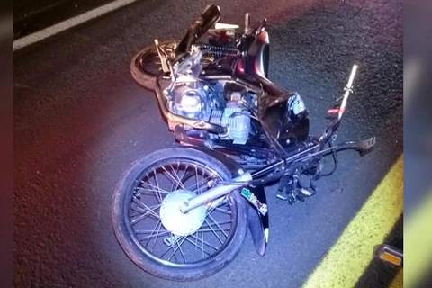 Adolescente de 15 anos morre e outro de 16 fica ferido após colisão entre duas motocicletas, na PR-090, em Ventania