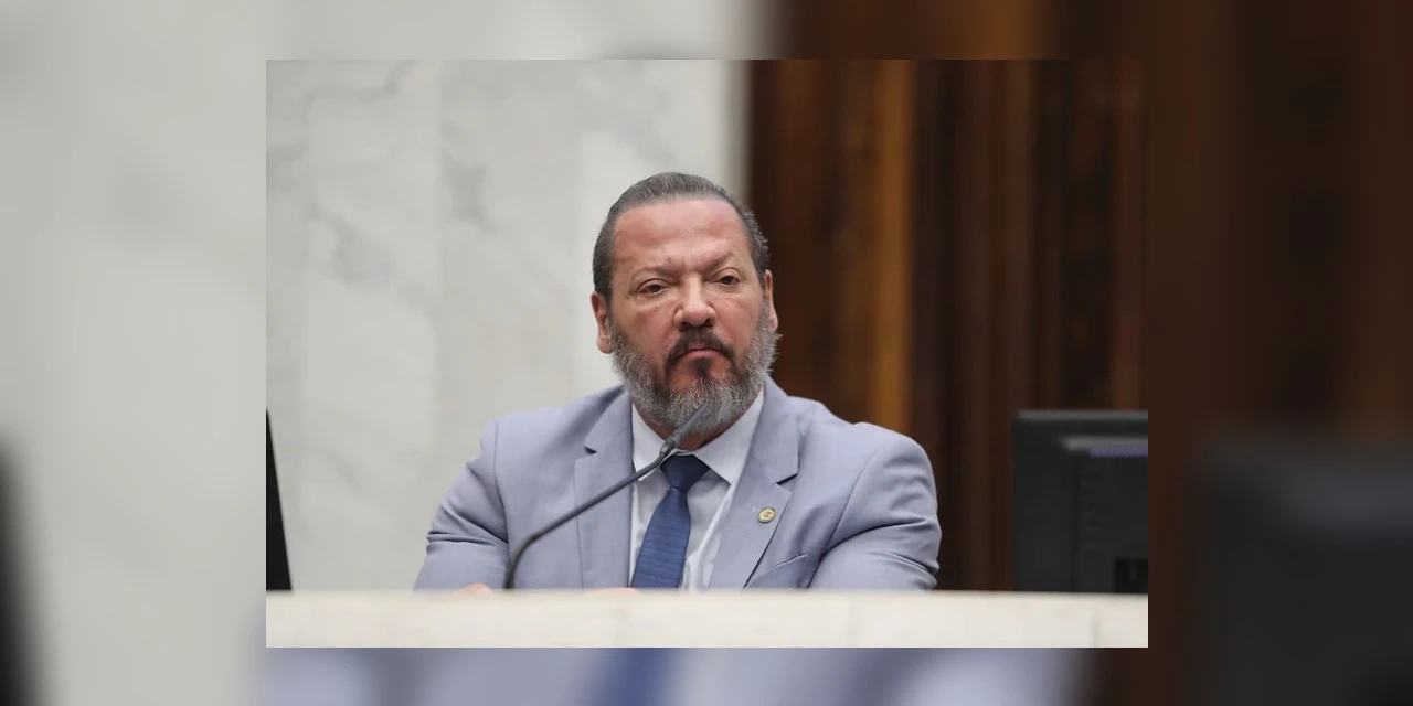 Deputado Gilberto Ribeiro vira réu por crime de rachadinha  e contratação de funcionários fantasmas