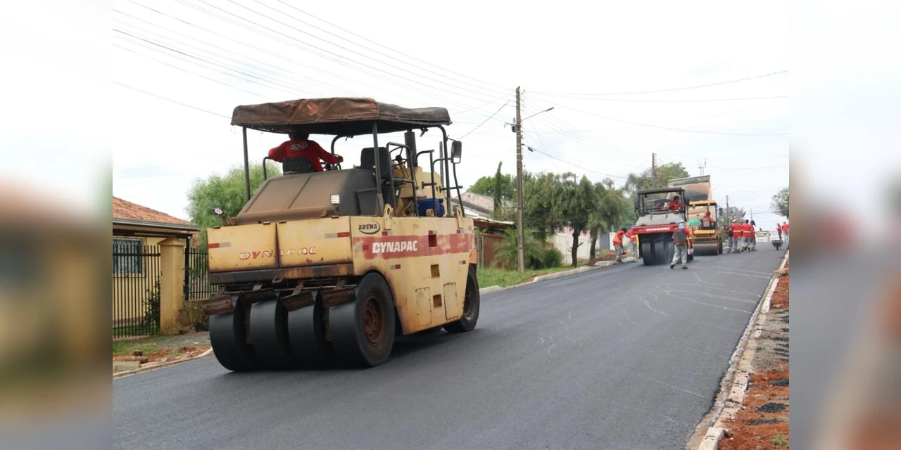 Prefeitura avança com obras de pavimentação da Vila Romana