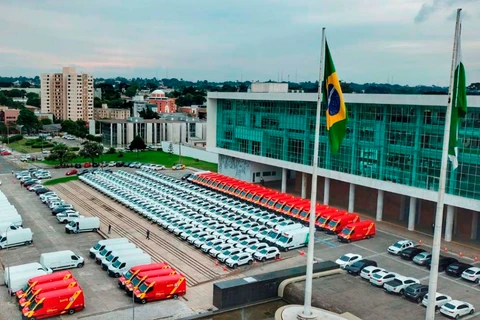 Governador libera mais R$ 403 milhões para a saúde e entrega novos carros e ambulâncias