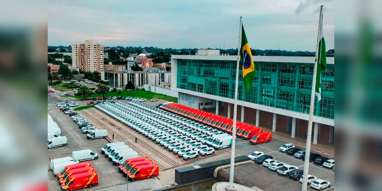 Governador libera mais R$ 403 milhões para a saúde e entrega novos carros e ambulâncias