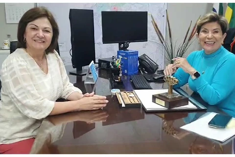 Prefeitura recebe Prêmio Gestor Público Paraná na área de Educação