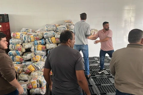 Ponta Grossa recebe 1.500 cestas básicas da Defesa Civil do Paraná