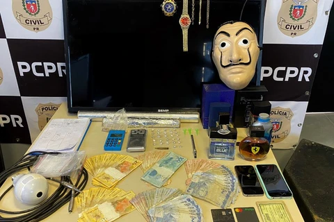 Após denúncias, polícia fecha boca de fumo e prende jovem, em Palmeira