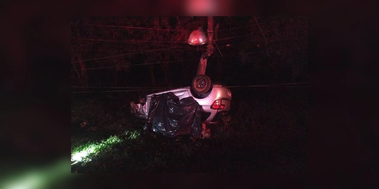 Duas pessoas morrem em acidente na PR-239, próximo a Reserva