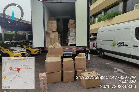 PMPR apreende caminhão carregado com mais de 2 mil celulares contrabandeados