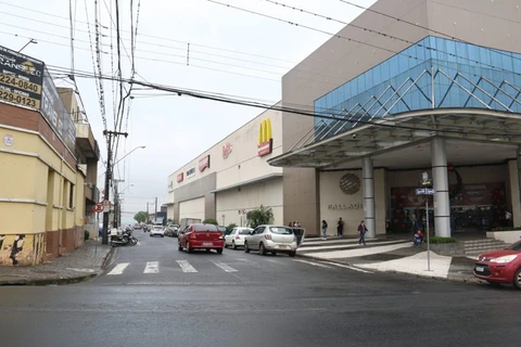 Prefeitura alerta para mudança de sentido de fluxo nas ruas Enfermeiro Paulino e Osvaldo Cruz